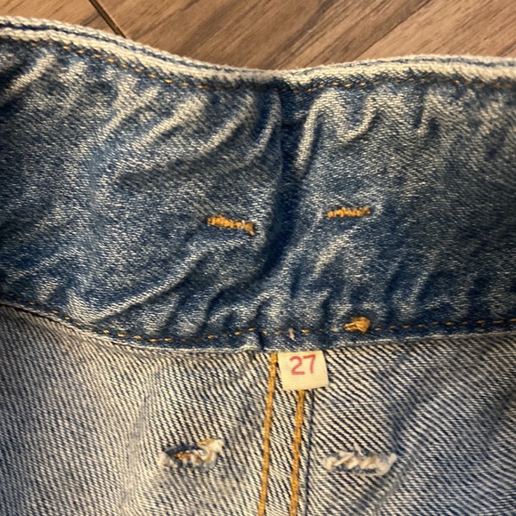 Levis highwaisted vintage shorts size 27 - Picture 3 of 5